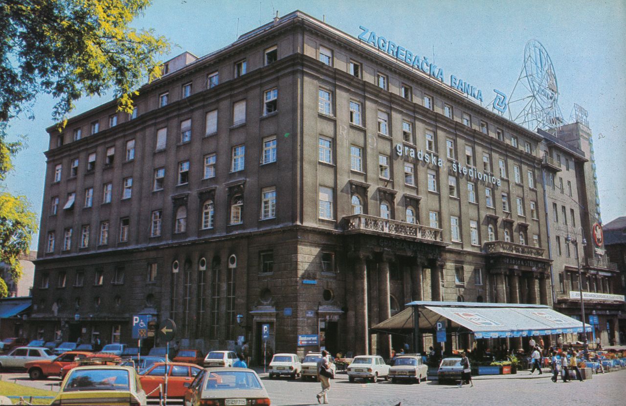 Trg Republike (današnji Trg bana Jelačića) oko 1980. godine, ugao sa Cesarčevom